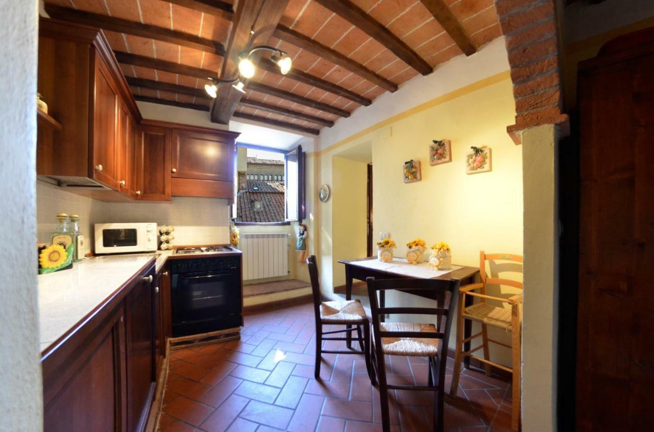 Raggi di Sole Apartment Cortona Bagian luar foto